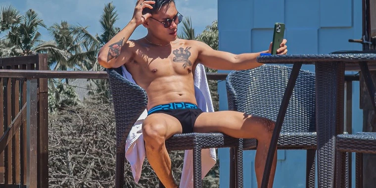 creator header picture