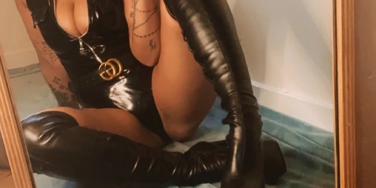 creator header picture