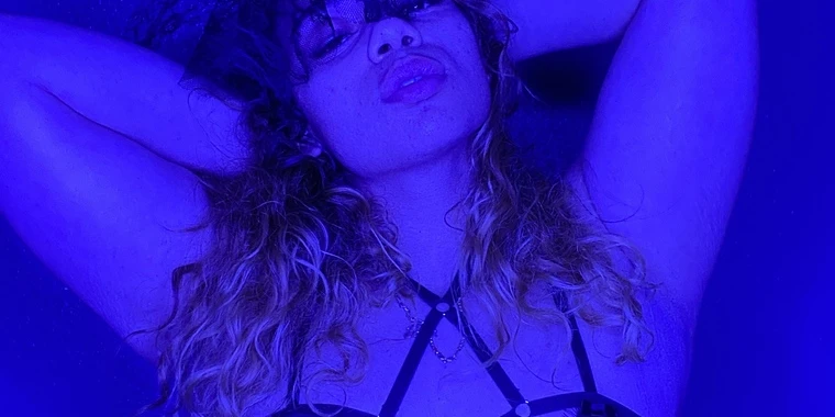 creator header picture