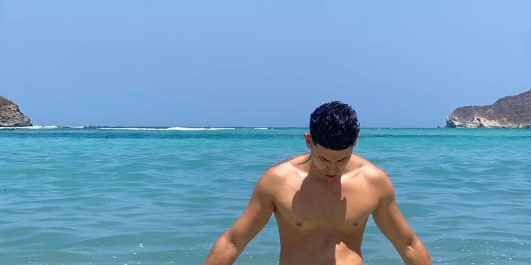 creator header picture