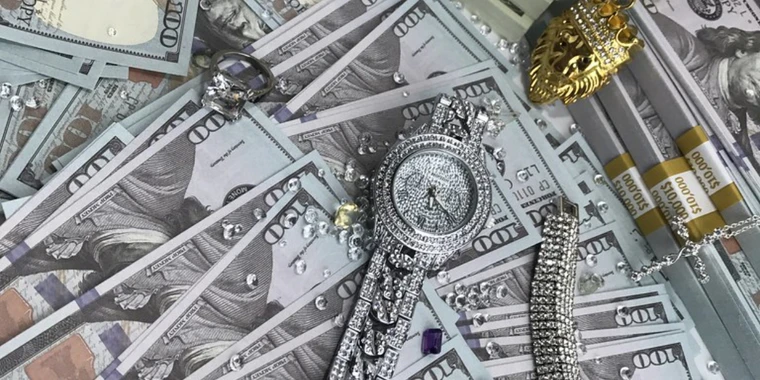 creator header picture