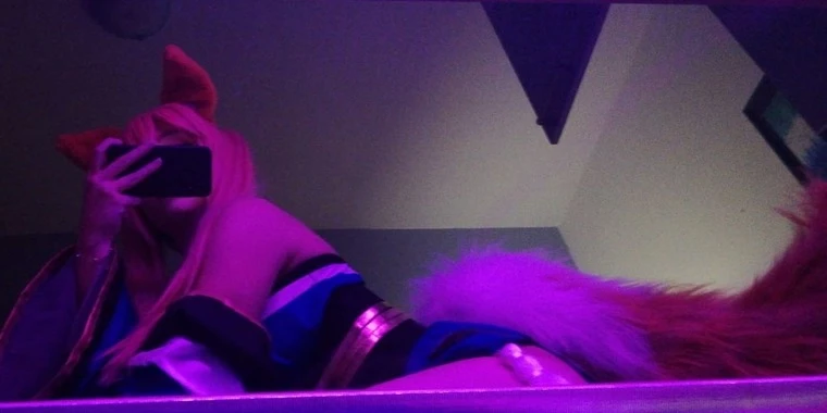 creator header picture