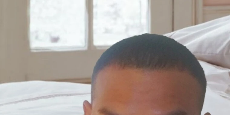 creator header picture