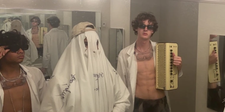 creator header picture