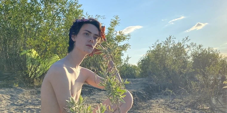 creator header picture