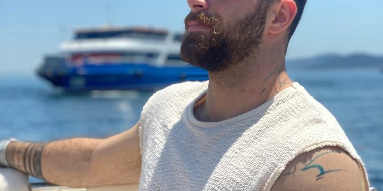 creator header picture