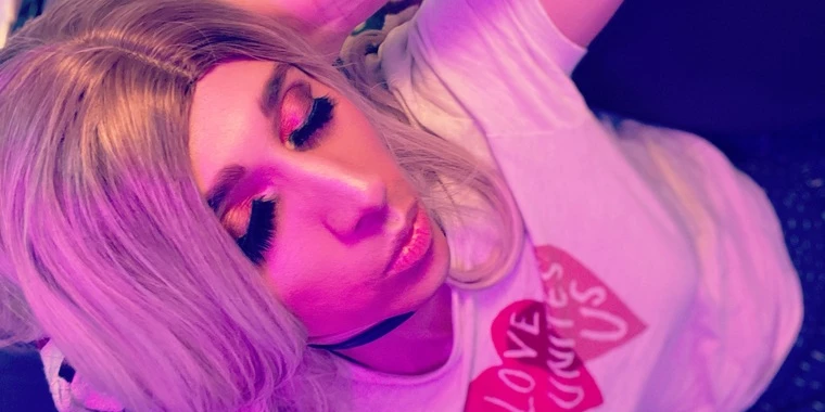 creator header picture