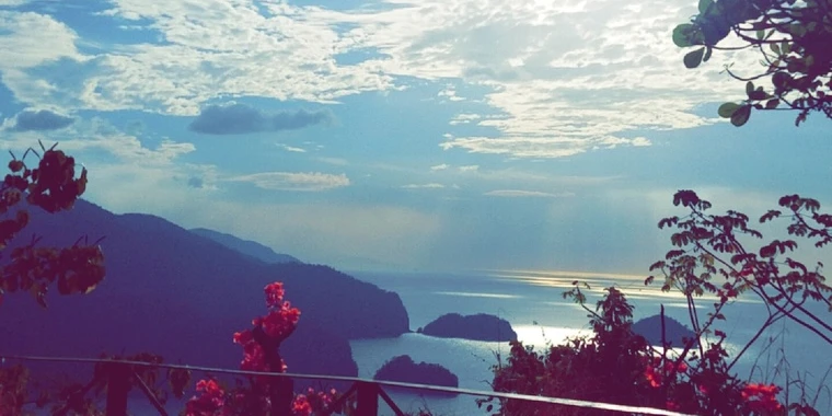 creator header picture