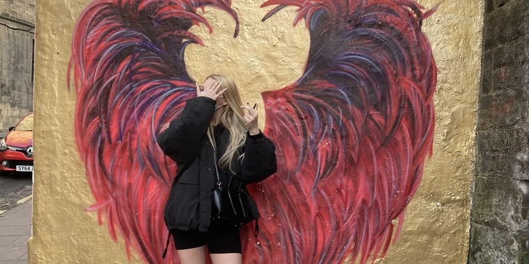 creator header picture
