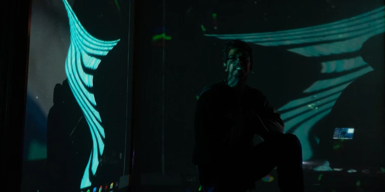 creator header picture