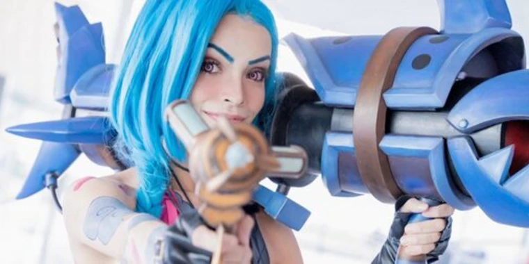 creator header picture