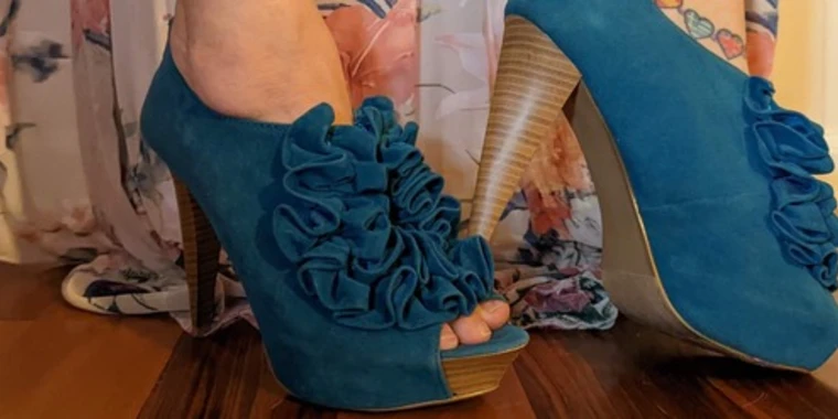 creator header picture