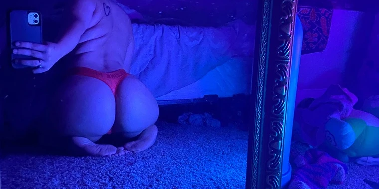 creator header picture