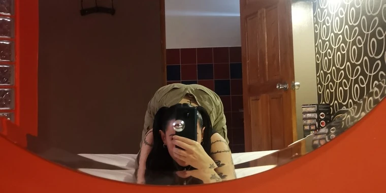 creator header picture