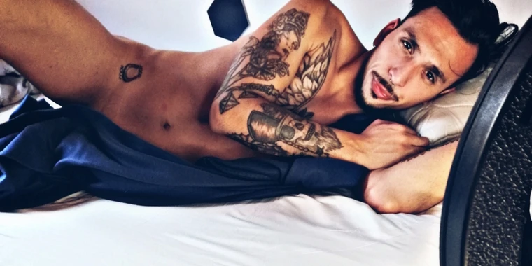 creator header picture