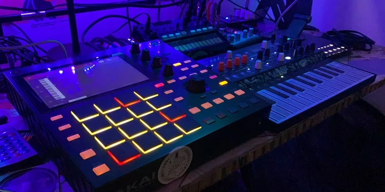 creator header picture