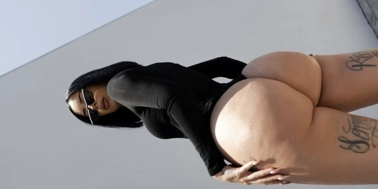 creator header picture