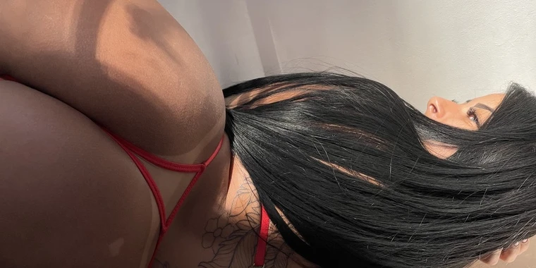 creator header picture