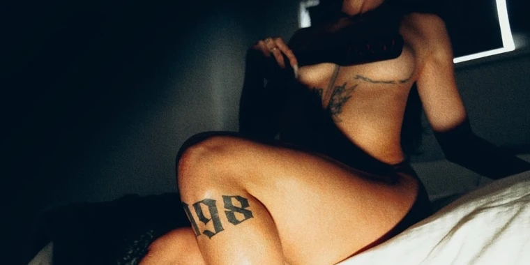 creator header picture