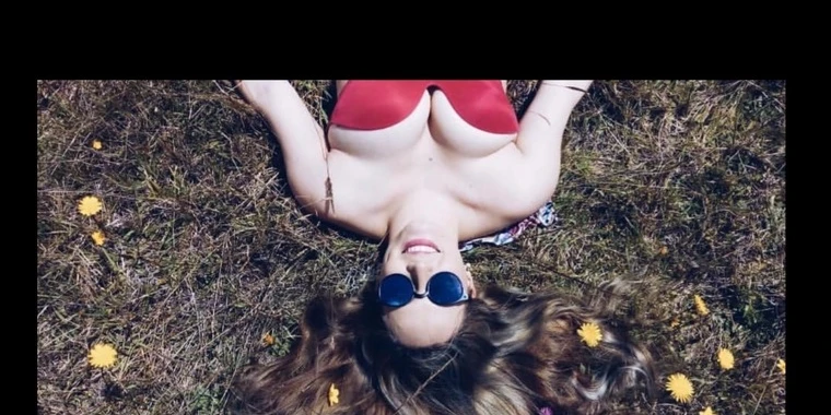 creator header picture
