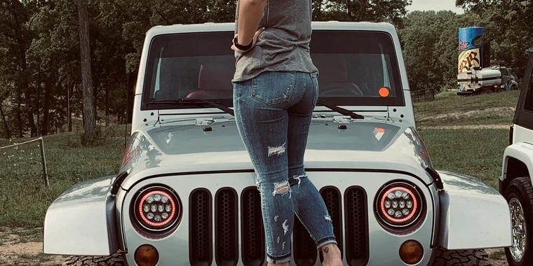 creator header picture