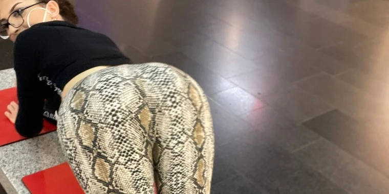 creator header picture