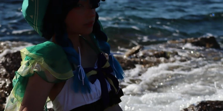 creator header picture