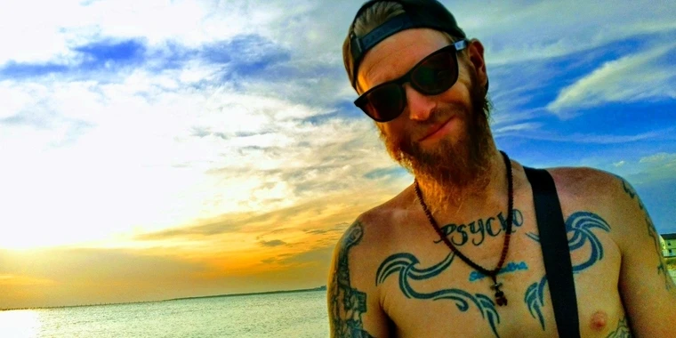 creator header picture
