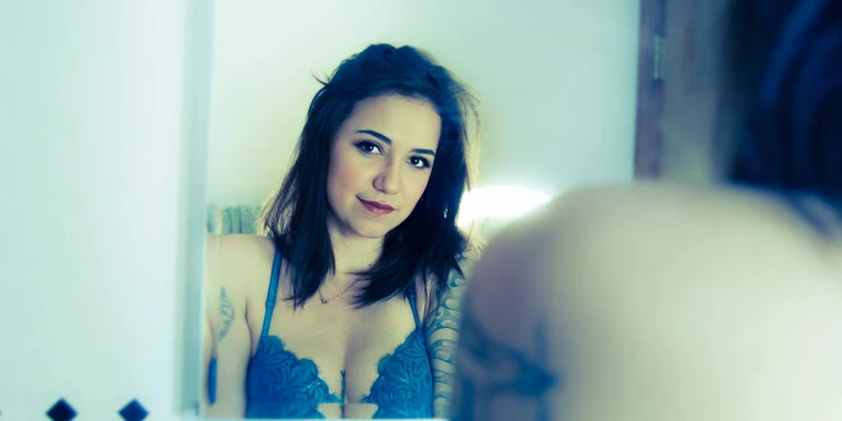 creator header picture