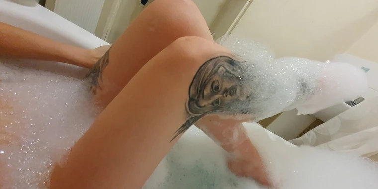 creator header picture