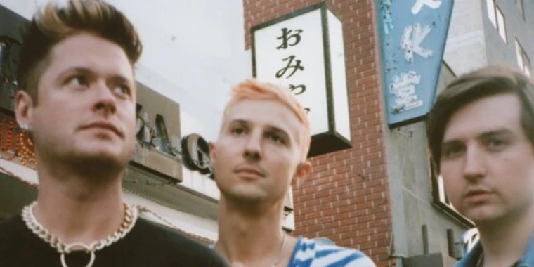 creator header picture