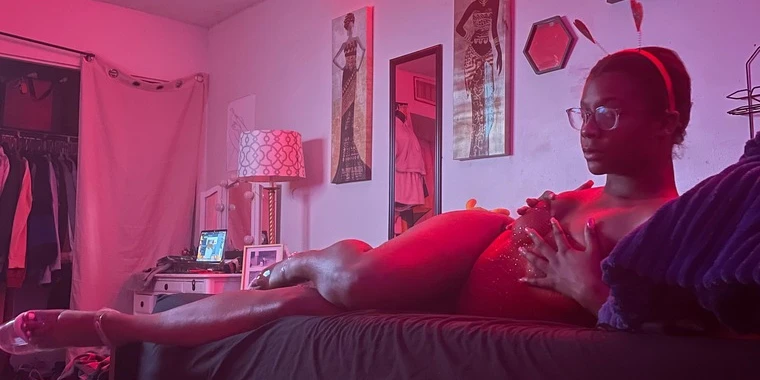 creator header picture