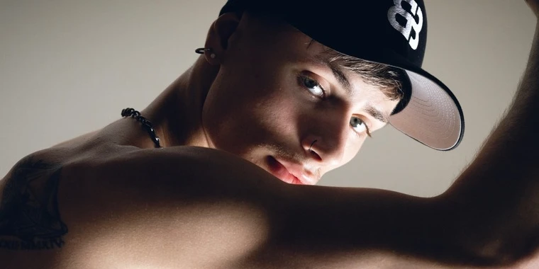 creator header picture