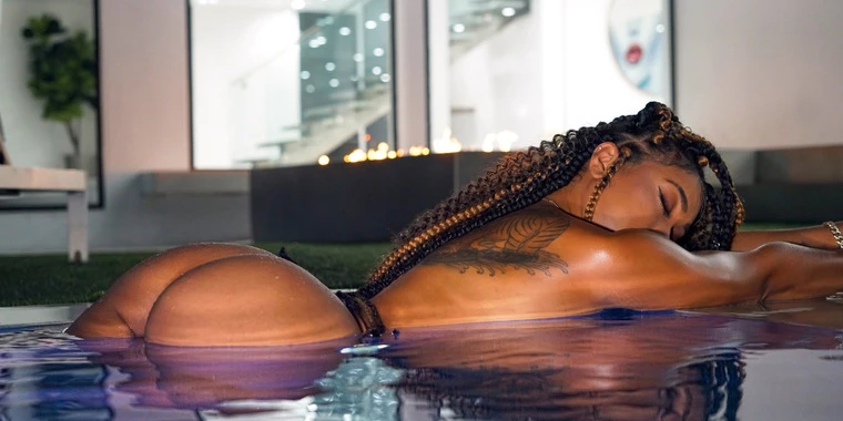 creator header picture