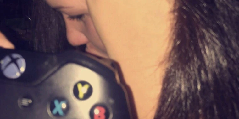 creator header picture
