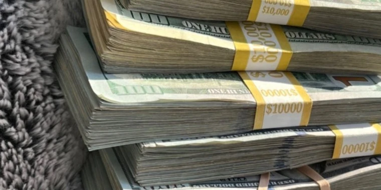 creator header picture