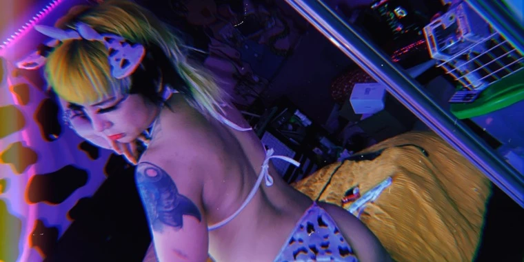 creator header picture