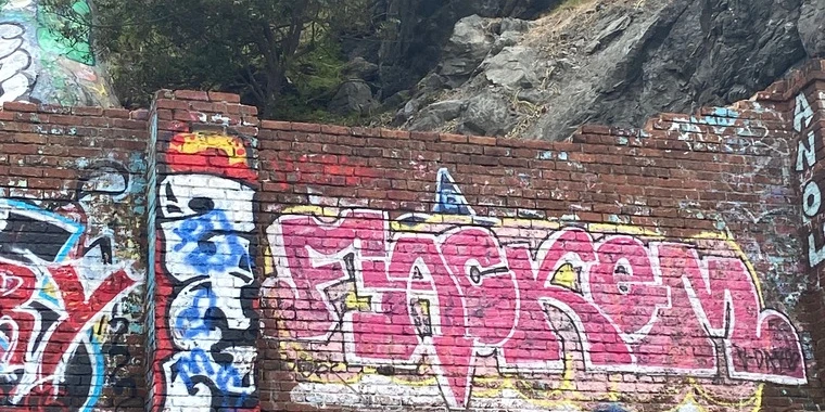 creator header picture