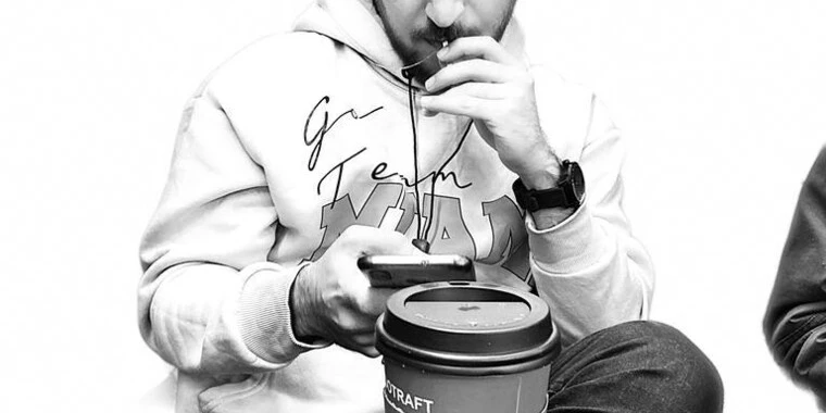creator header picture