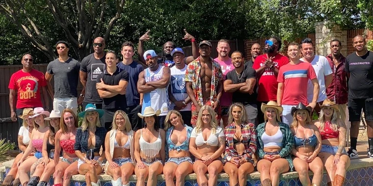 creator header picture