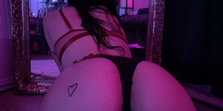 creator header picture