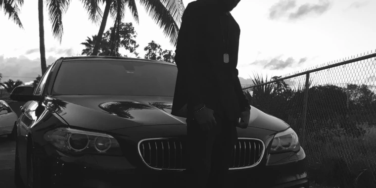 creator header picture