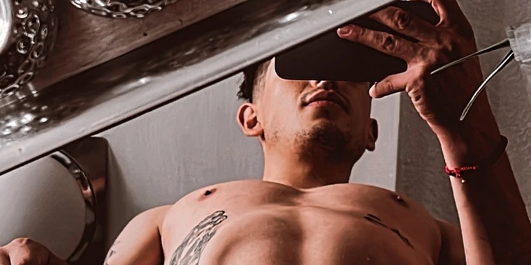 creator header picture