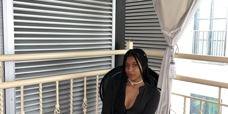 creator header picture