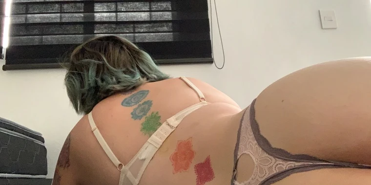 creator header picture