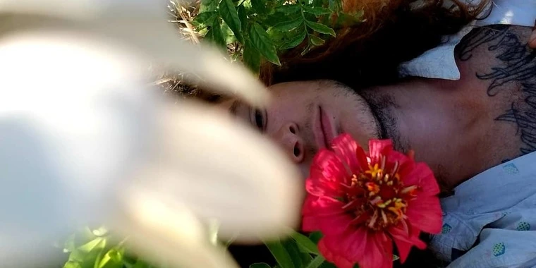 creator header picture