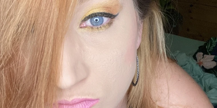 creator header picture