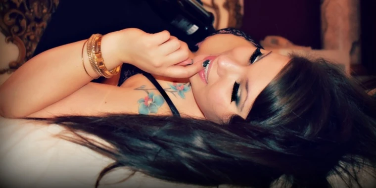 creator header picture