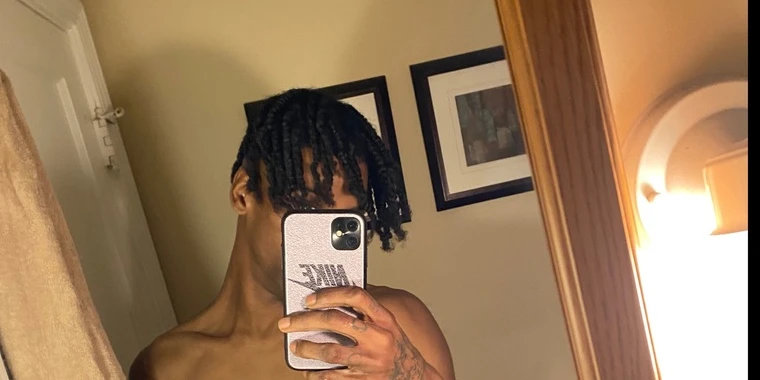 creator header picture