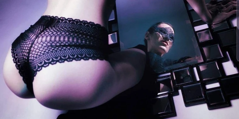 creator header picture